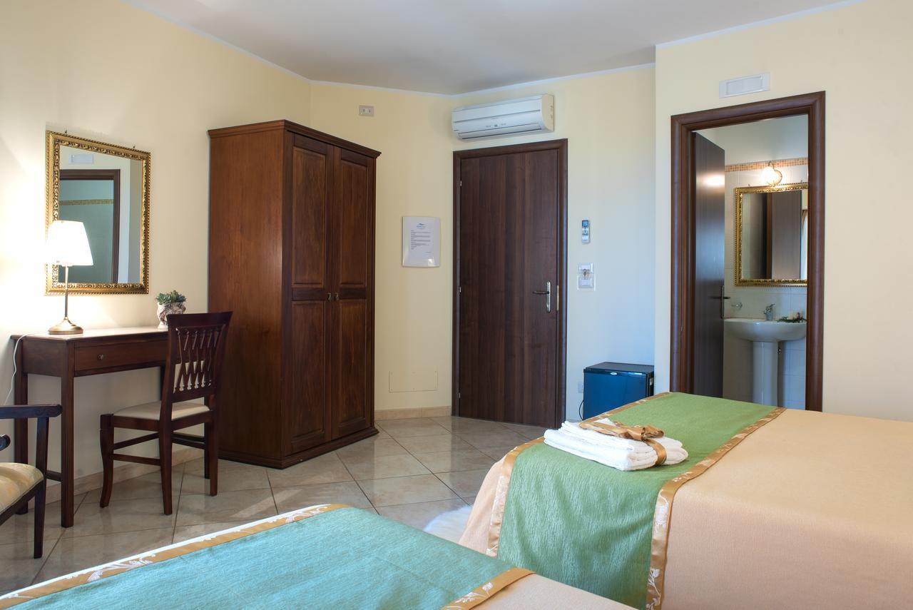 B&B Mareagro Santa Teresa Di Riva Exteriér fotografie