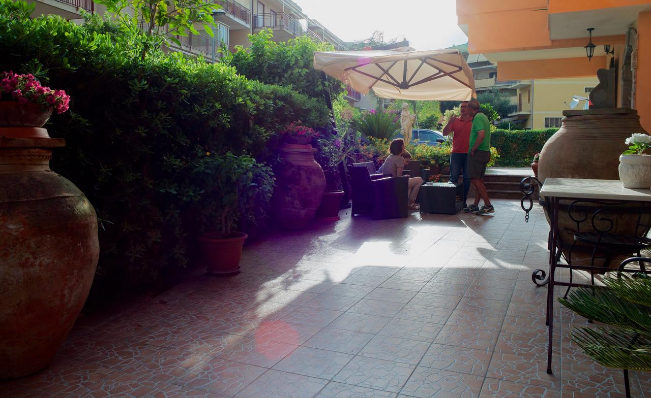 B&B Mareagro Santa Teresa Di Riva Exteriér fotografie